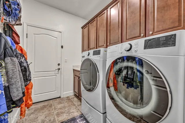 $579,000 | 6980 Lusitano Way, Sparks, NV 89436