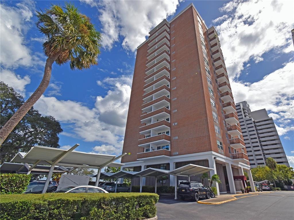 4015 Bayshore Boulevard, Unit 17F Tampa, FL 33611 - Photo 22 of 32 a front view of a building