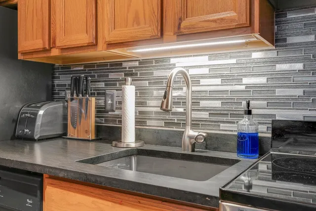 $400,000 | 8 Sunrise Drive, Unit C122, Newry, ME 04261