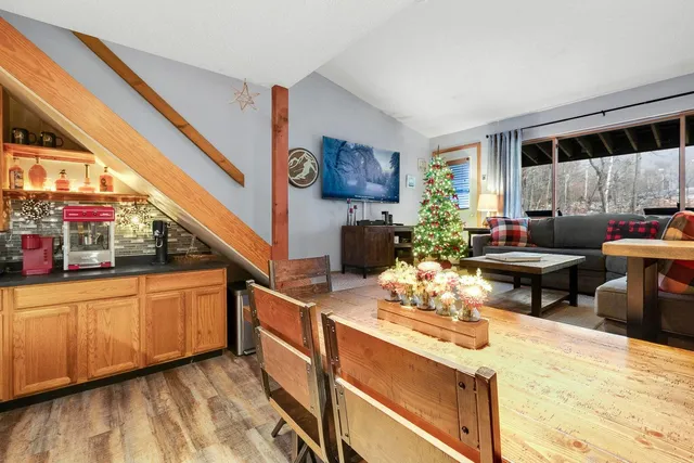 $400,000 | 8 Sunrise Drive, Unit C122, Newry, ME 04261