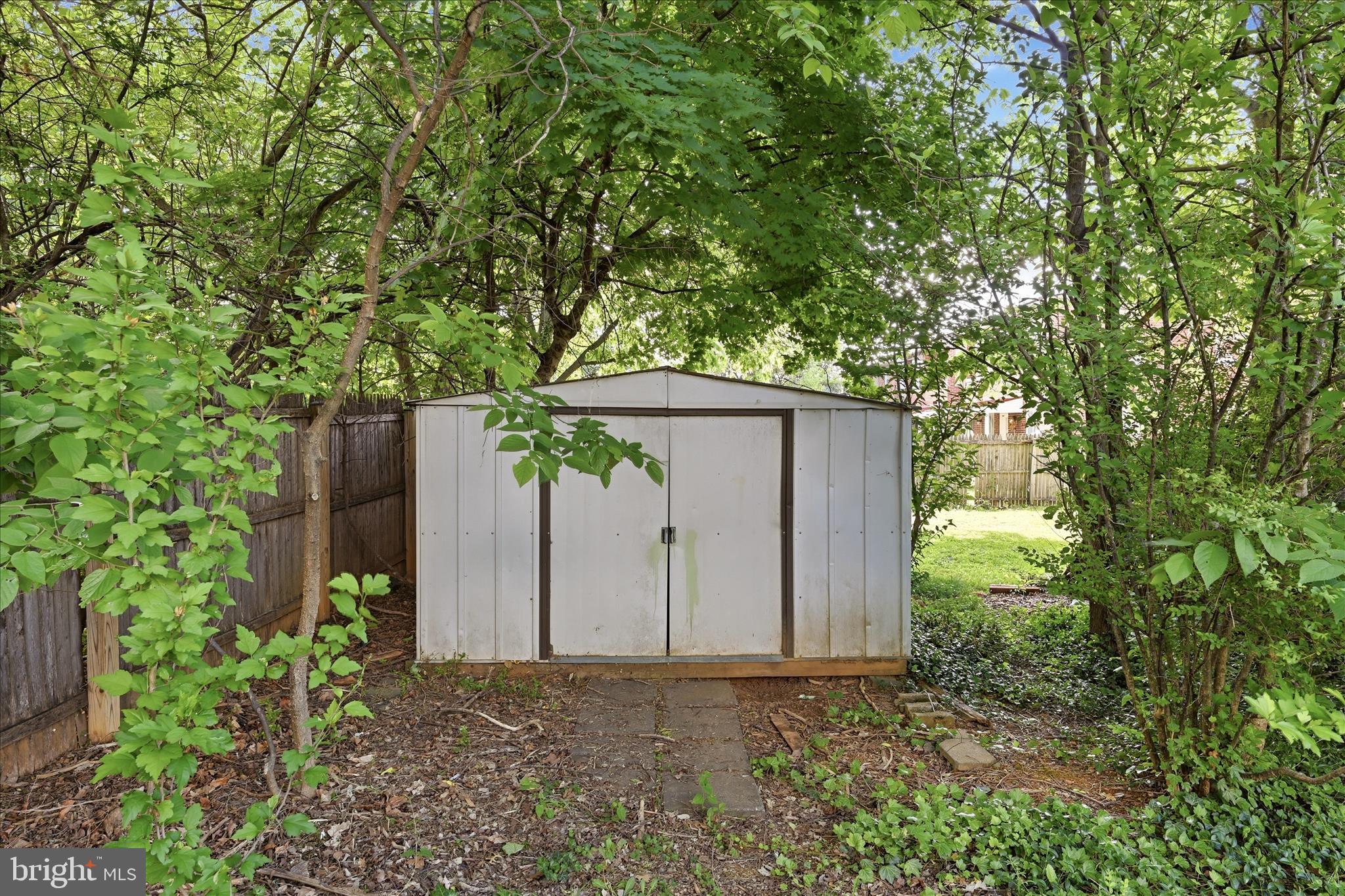410 North Pleasant Valley Road Winchester, VA 22601 - Photo 38 of 53 Shed