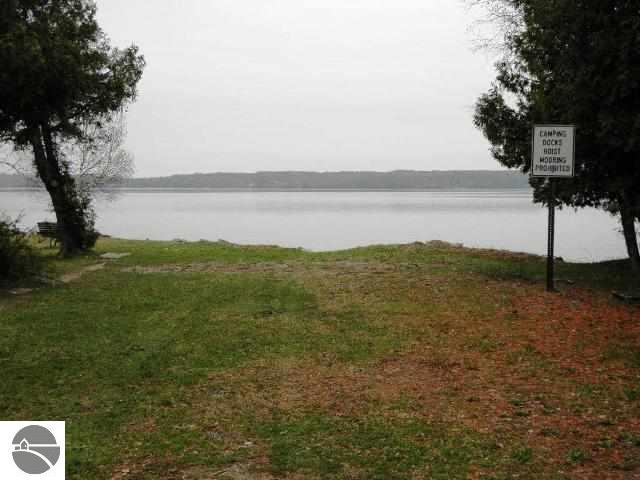 2136 Alden Road Beulah, MI 49617 - Photo 21 of 21 1733459-20.JPG