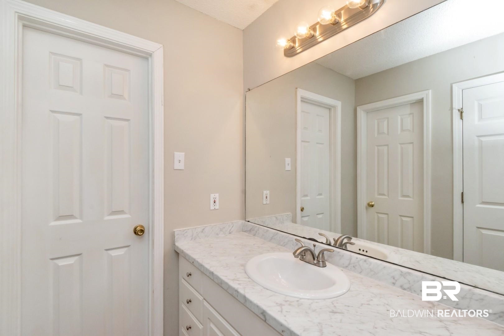 6482 Cedar Bend Court Mobile, AL 36608 - Photo 13 of 26 Bathroom featuring vanity