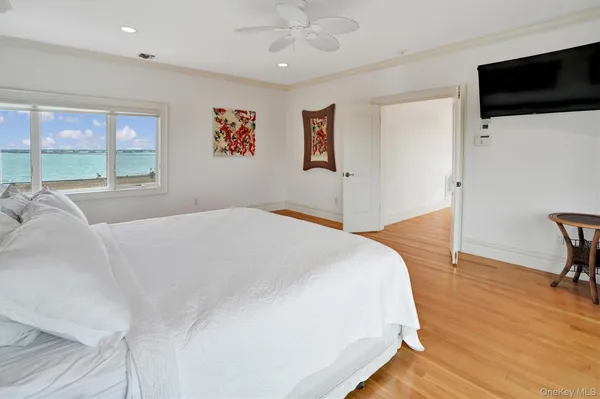 $245,000 | 605 Dune Road, Westhampton, NY 11978