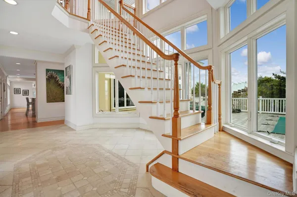 $245,000 | 605 Dune Road, Westhampton, NY 11978