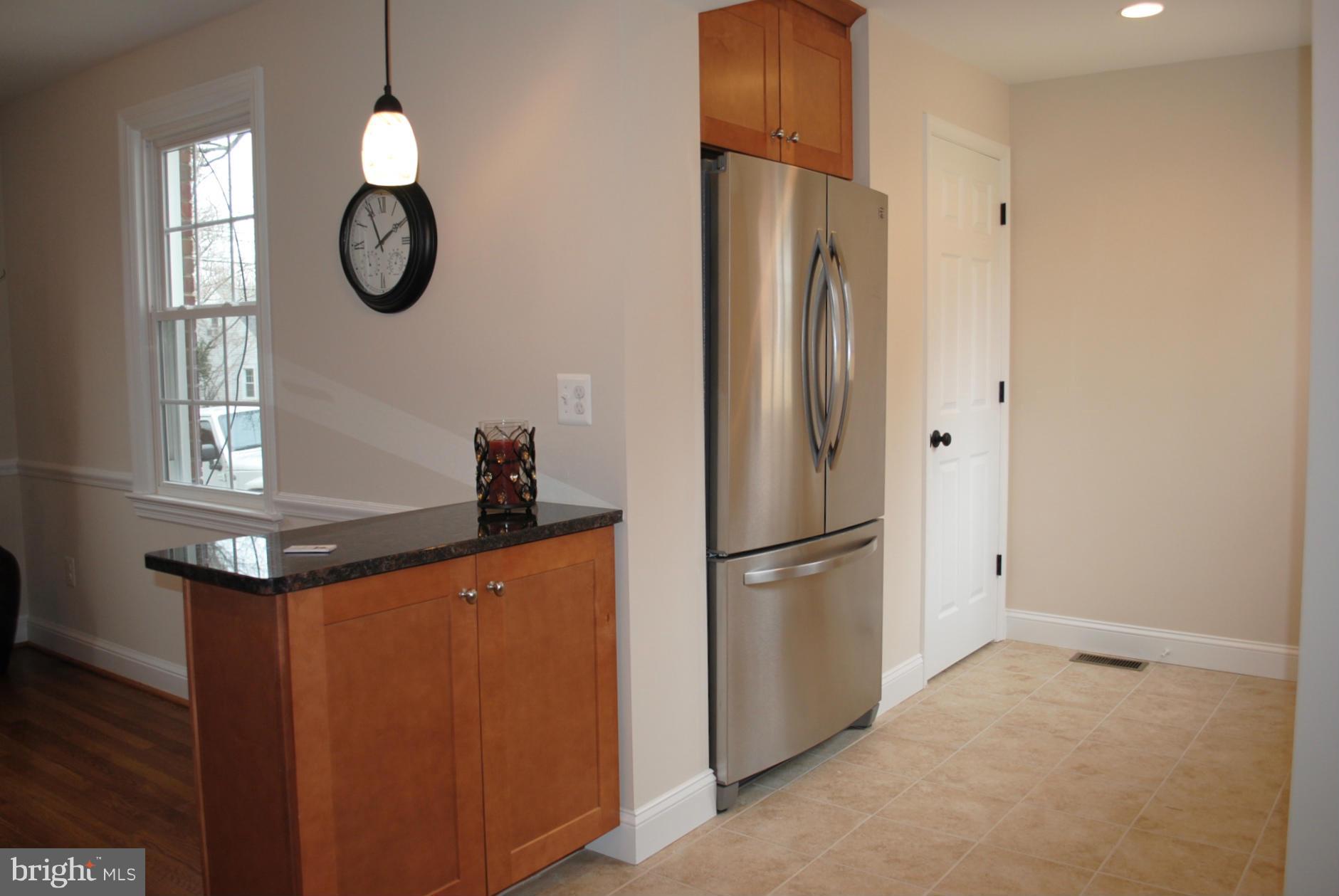 9705 Sutherland Road Silver Spring, MD 20901 - Photo 13 of 30 Kitchen