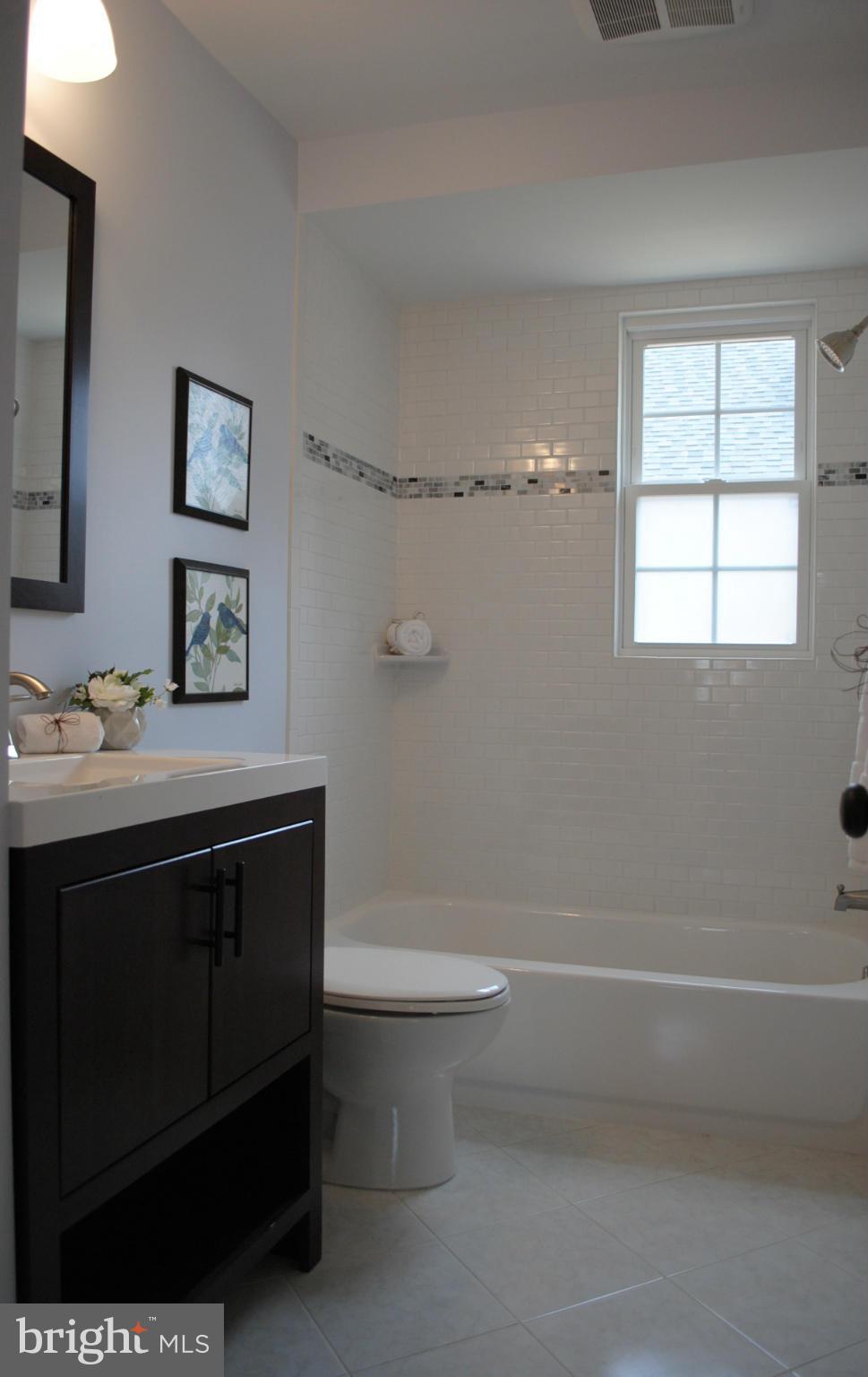 9705 Sutherland Road Silver Spring, MD 20901 - Photo 15 of 30 Bath