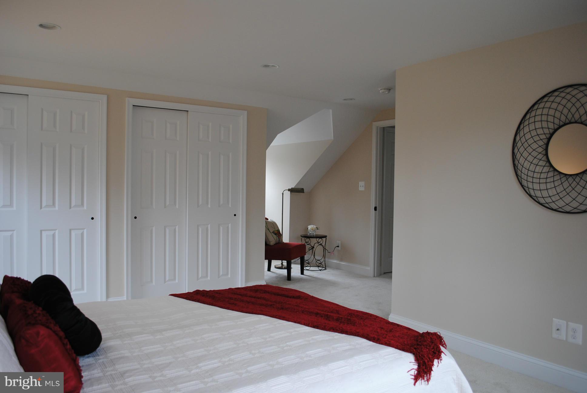 9705 Sutherland Road Silver Spring, MD 20901 - Photo 17 of 30 Bedroom (Master)