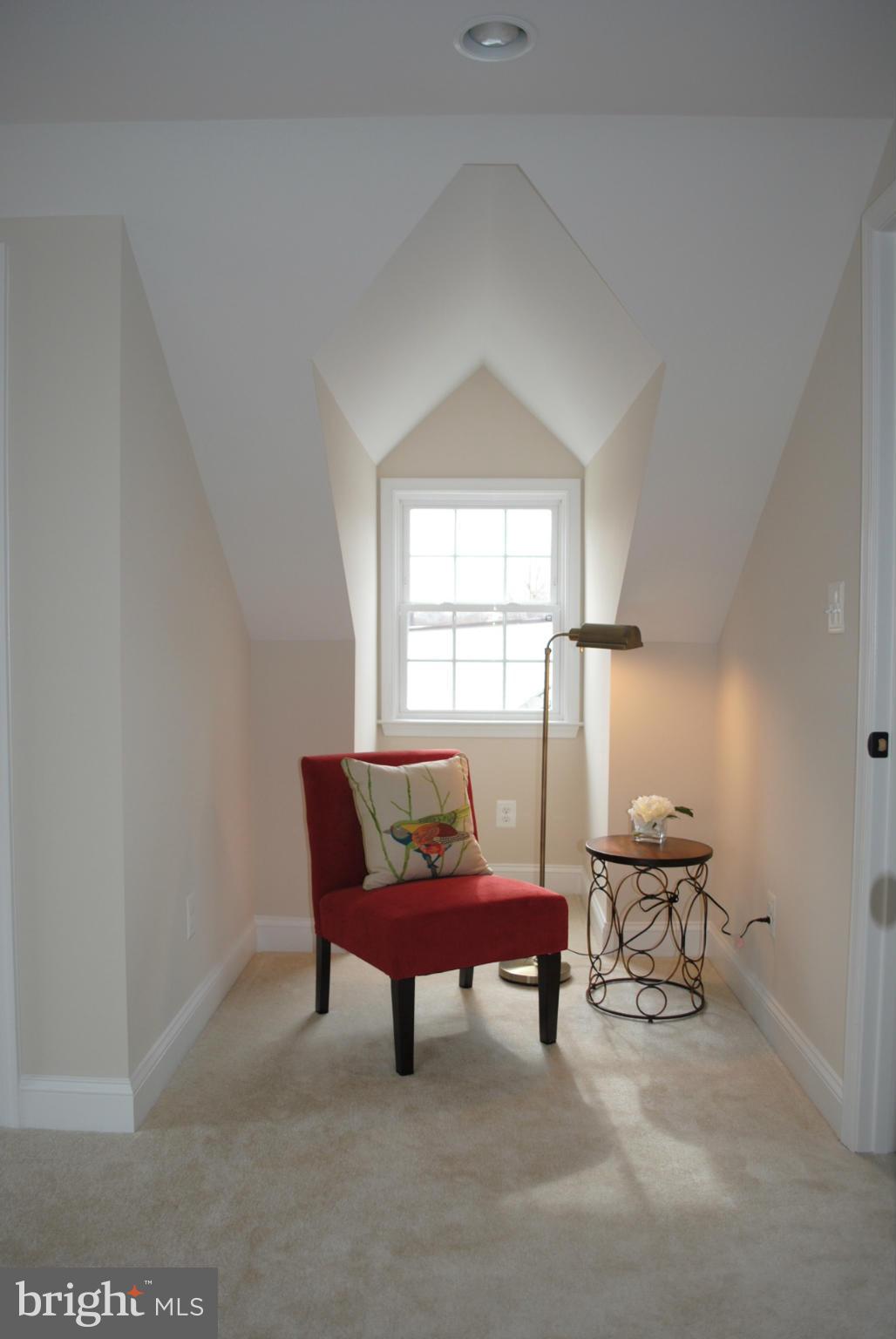 9705 Sutherland Road Silver Spring, MD 20901 - Photo 22 of 30 Bedroom (Master)