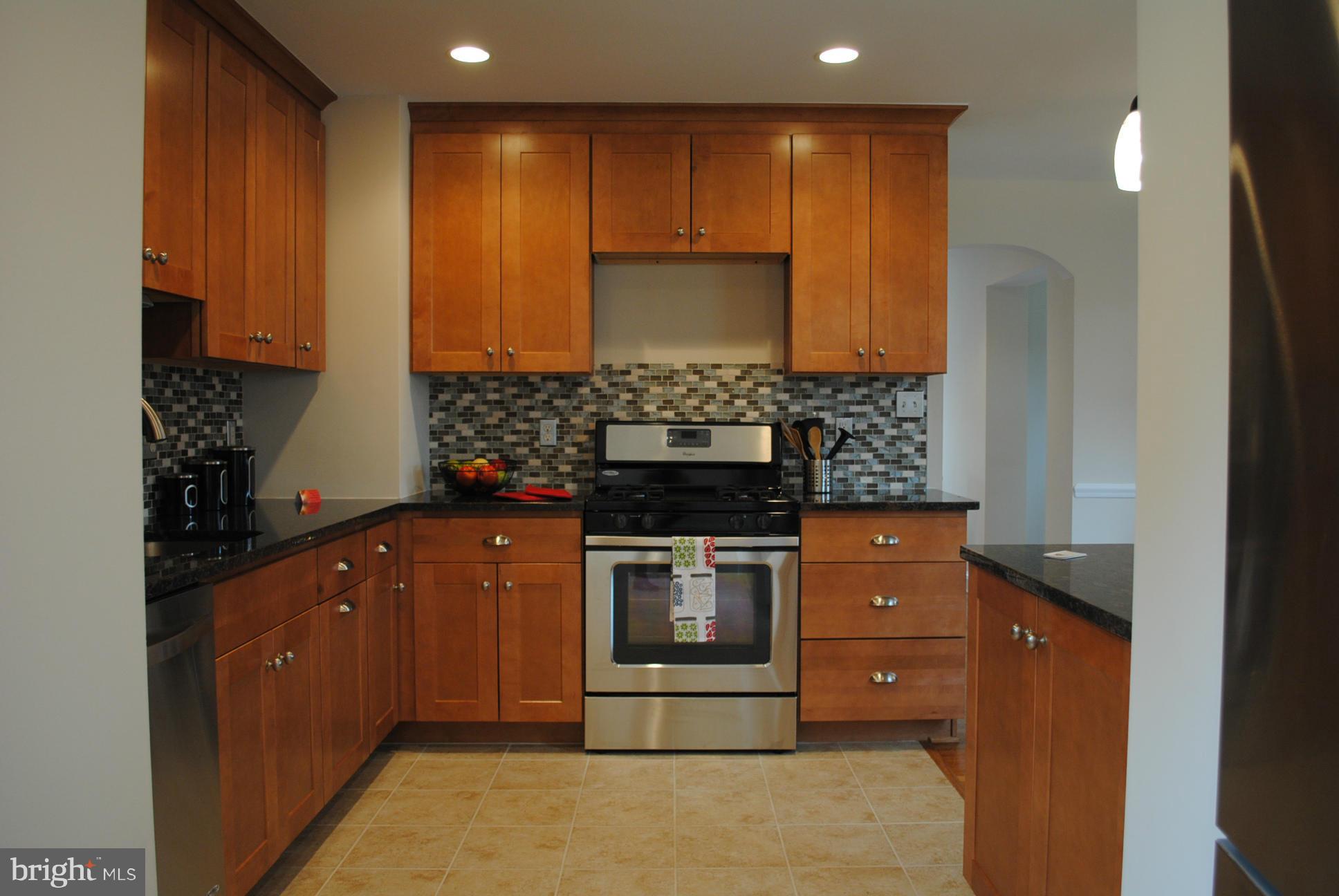 9705 Sutherland Road Silver Spring, MD 20901 - Photo 6 of 30 Kitchen
