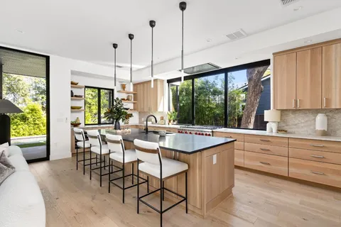 $2,995,000 | 908 Retama Street, Austin, TX 78704