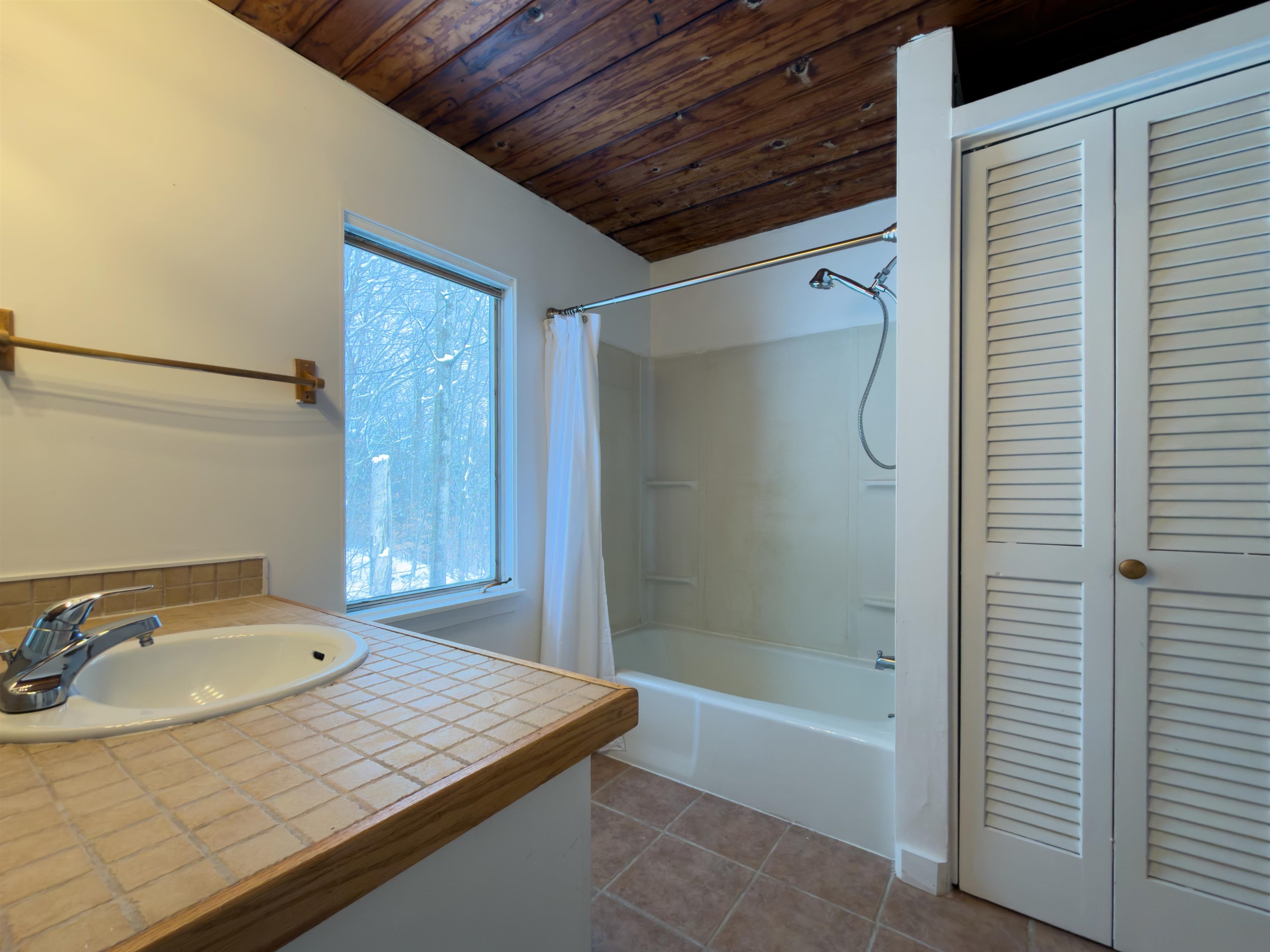 44 Lake Road Winhall, VT 05340 - Photo 24 of 32