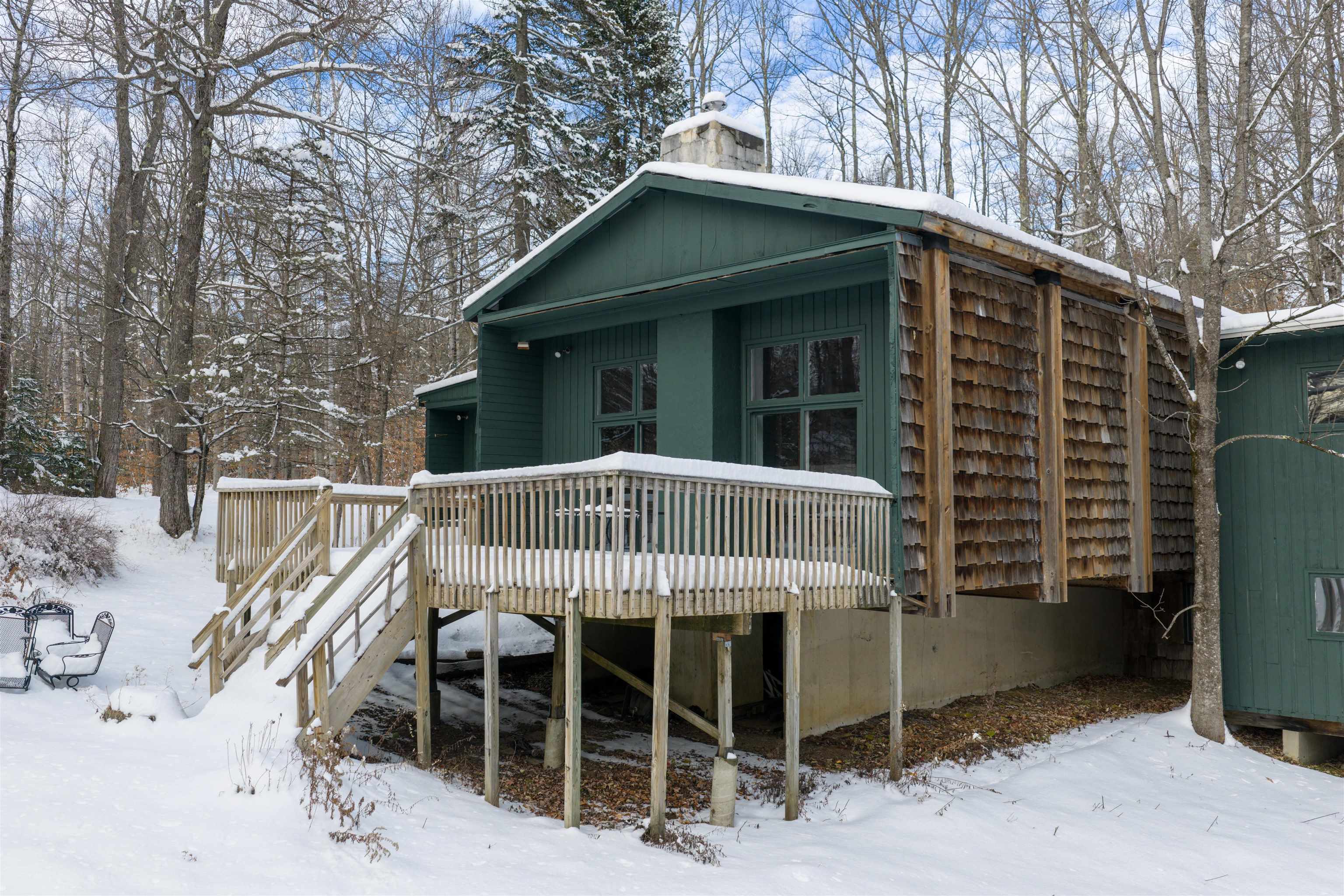 44 Lake Road Winhall, VT 05340 - Photo 3 of 32