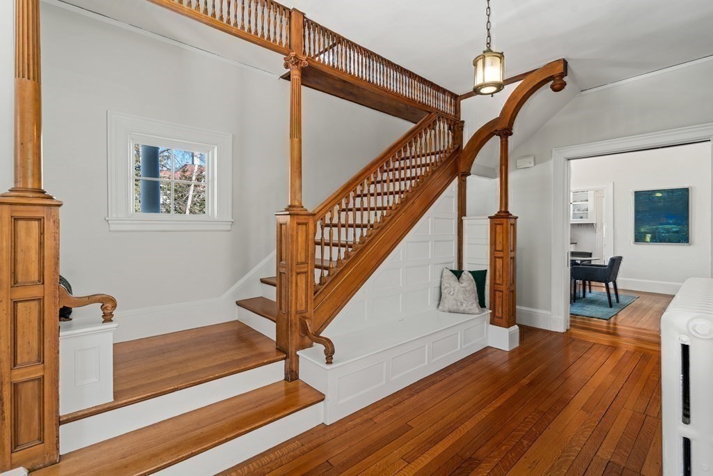 36 Garden Road Newton, MA 02458 - Photo 2 of 28 Gallery Image 2