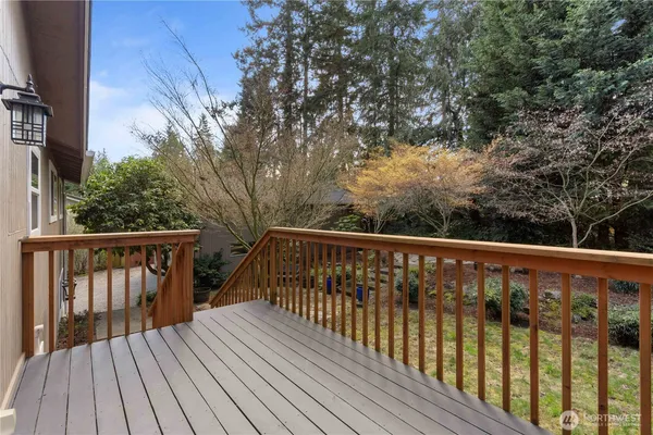 $670,000 | 18002 42nd Street East, Lake Tapps, WA 98391