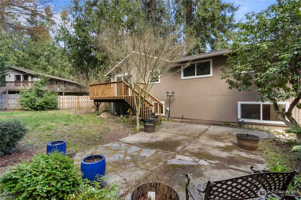 $670,000 | 18002 42nd Street East, Lake Tapps, WA 98391