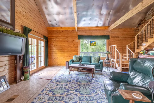 $425,000 | 2569 10 Mile Square Road, Charleston, VT 05846