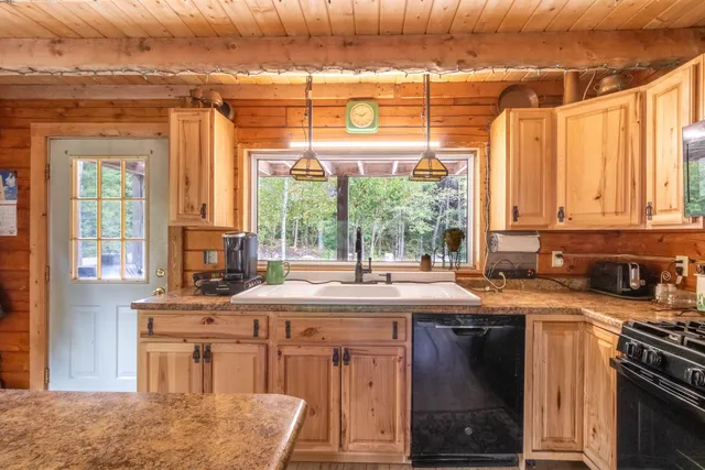 $425,000 | 2569 10 Mile Square Road, Charleston, VT 05846