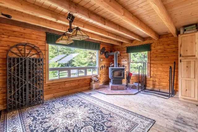 $425,000 | 2569 10 Mile Square Road, Charleston, VT 05846