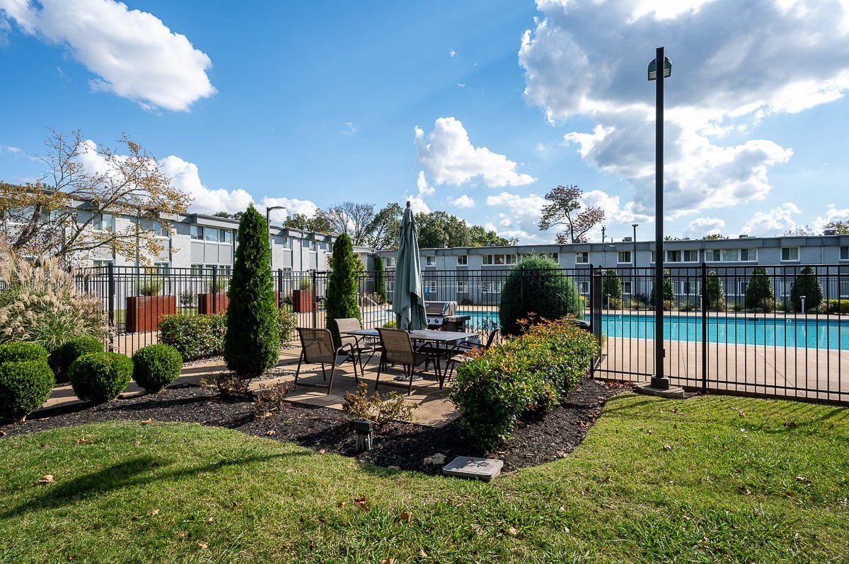 1900 Richard Jones Road, Unit S7 Nashville, TN 37215 - Photo 11 of 13 Gallery Image 11