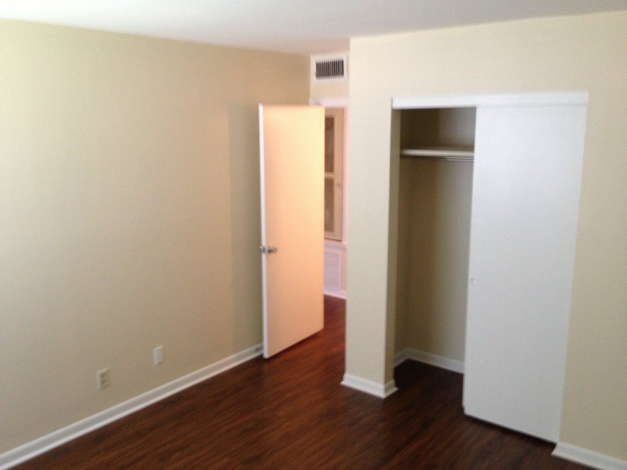1900 Richard Jones Road, Unit S7 Nashville, TN 37215 - Photo 7 of 13 Gallery Image 7