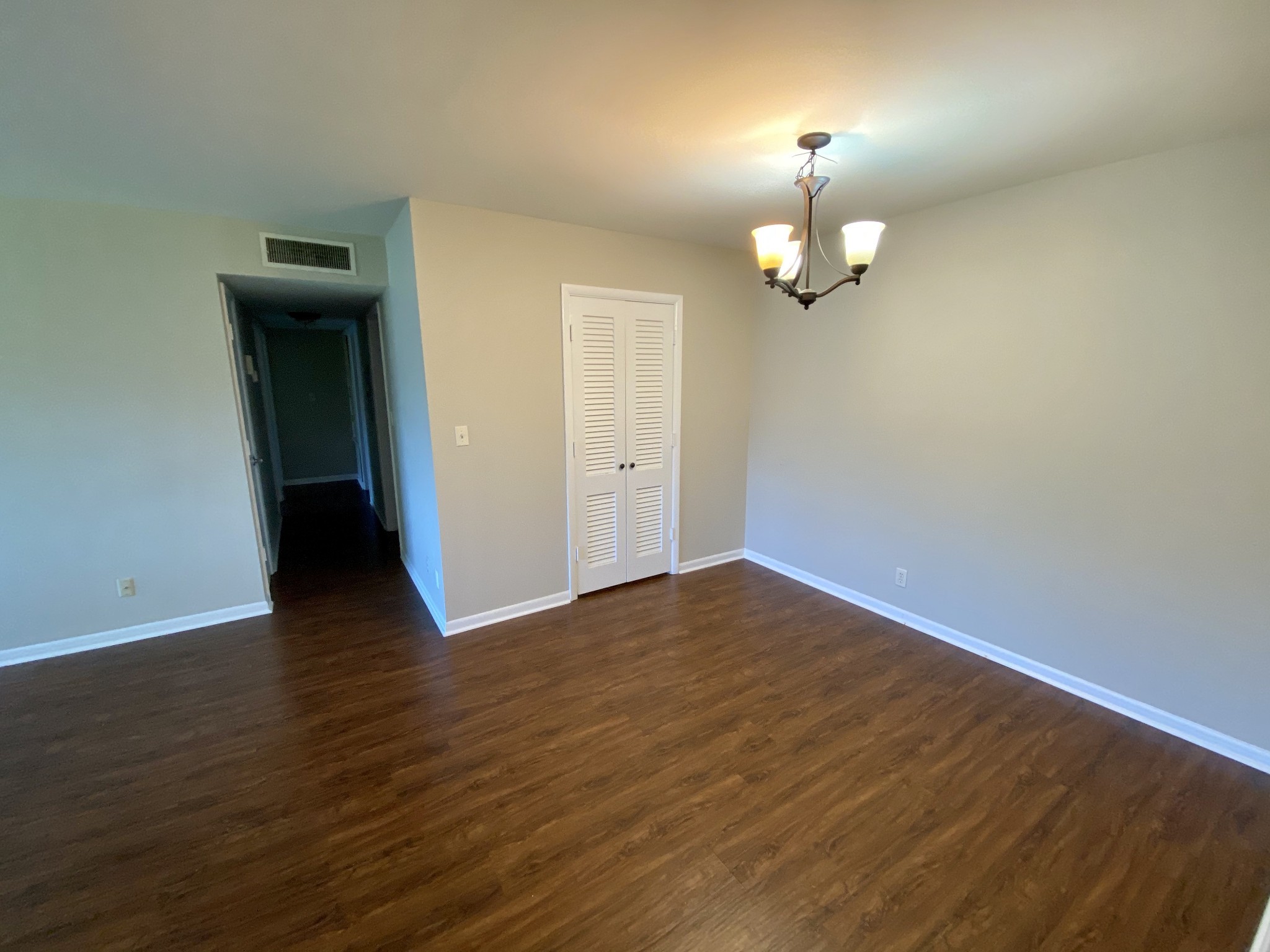 1900 Richard Jones Road, Unit S7 Nashville, TN 37215 - Photo 8 of 13 Gallery Image 8