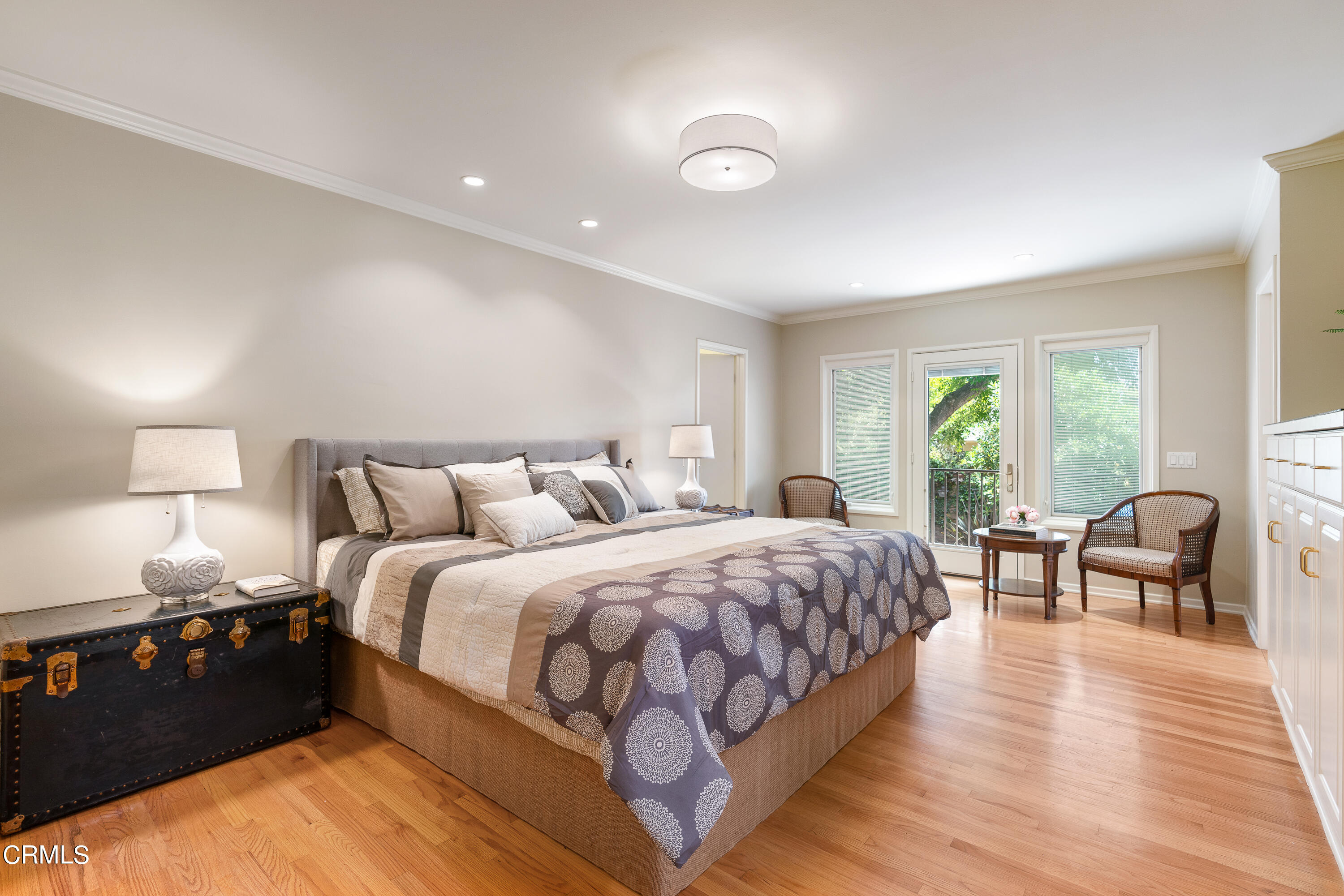 2155 Canyon Close Road Pasadena, CA 91107 - Photo 24 of 41 a bedroom with bed and wooden floor