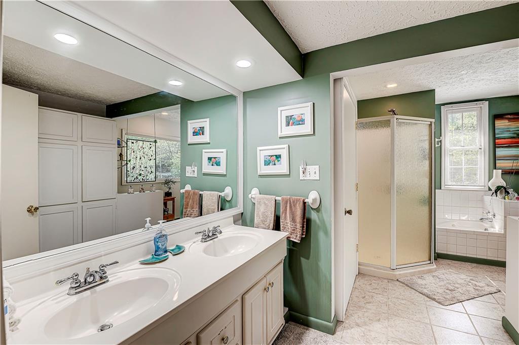 7415 Sargent Road Indianapolis, IN 46256 - Photo 29 of 60 Gallery Image 29