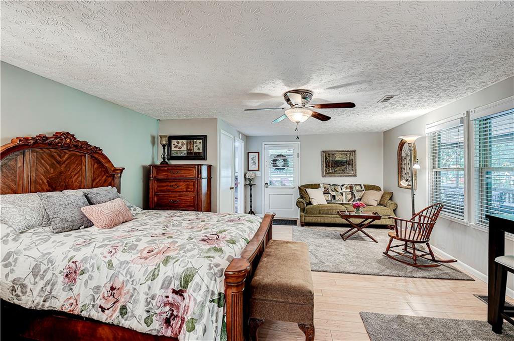 7415 Sargent Road Indianapolis, IN 46256 - Photo 7 of 60 Gallery Image 7