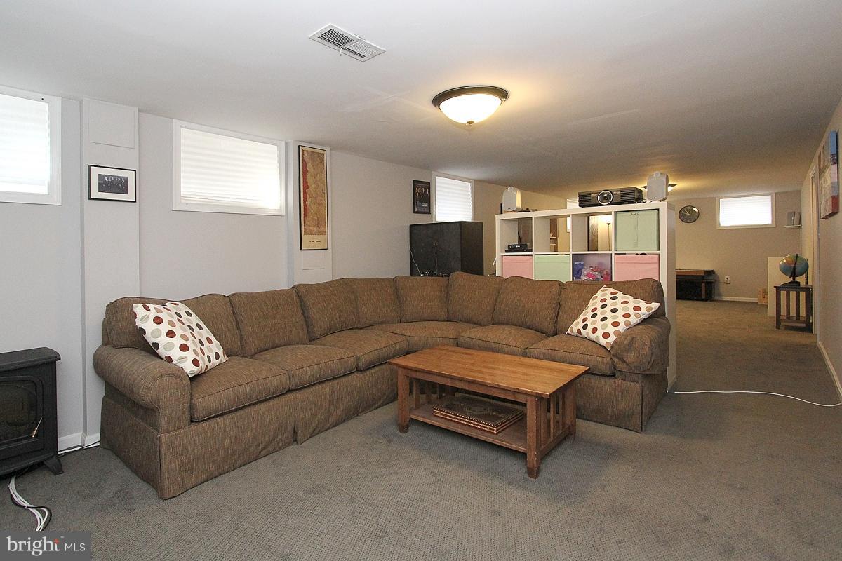 9401 Crosby Road Silver Spring, MD 20910 - Photo 20 of 30 Spacious Basement living space