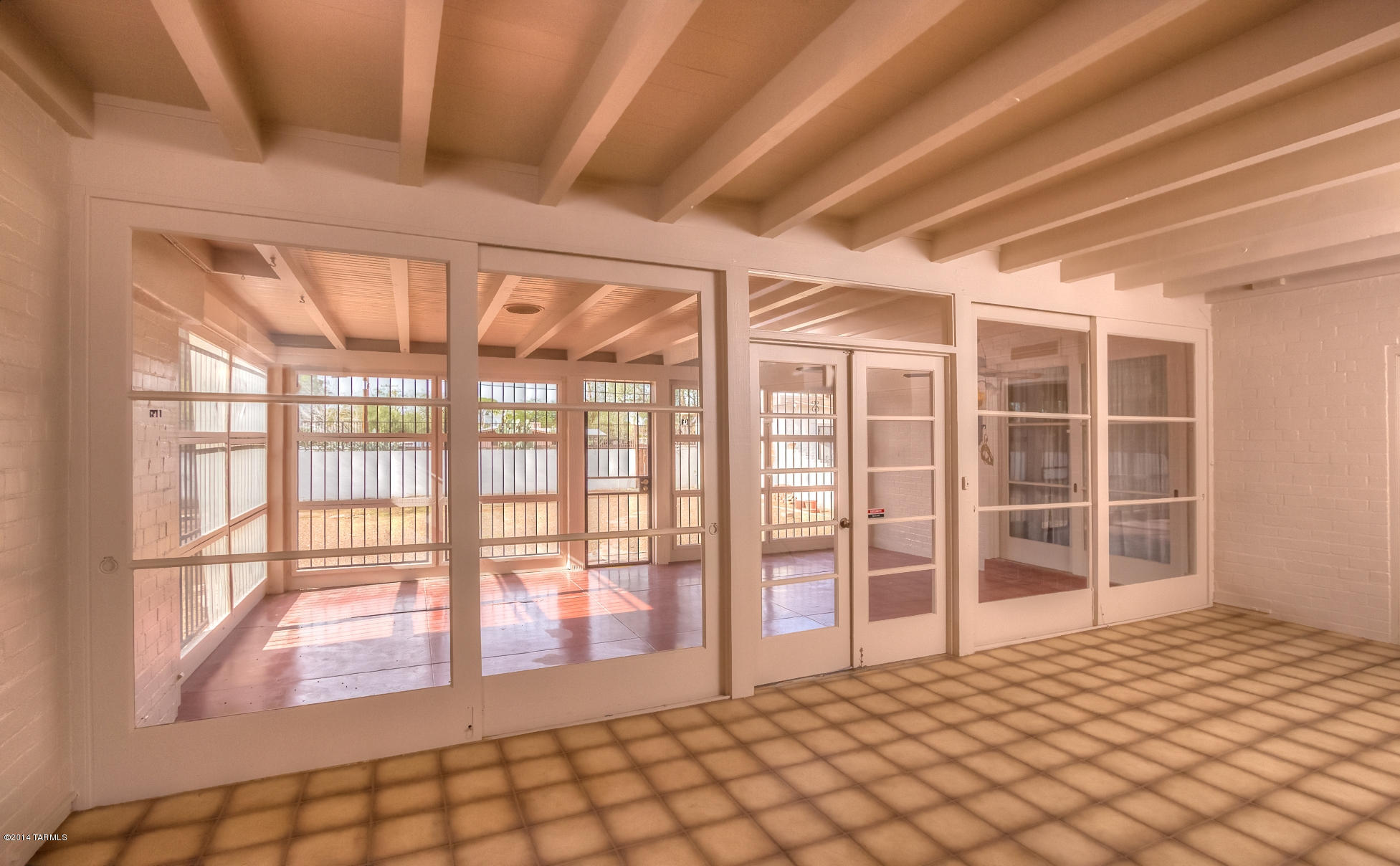 348 South Country Club Road Tucson, AZ 85716 - Photo 14 of 32 Gallery Image 14