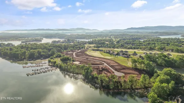 $675,000 | 139 Agaya Trail, Vonore, TN 37885