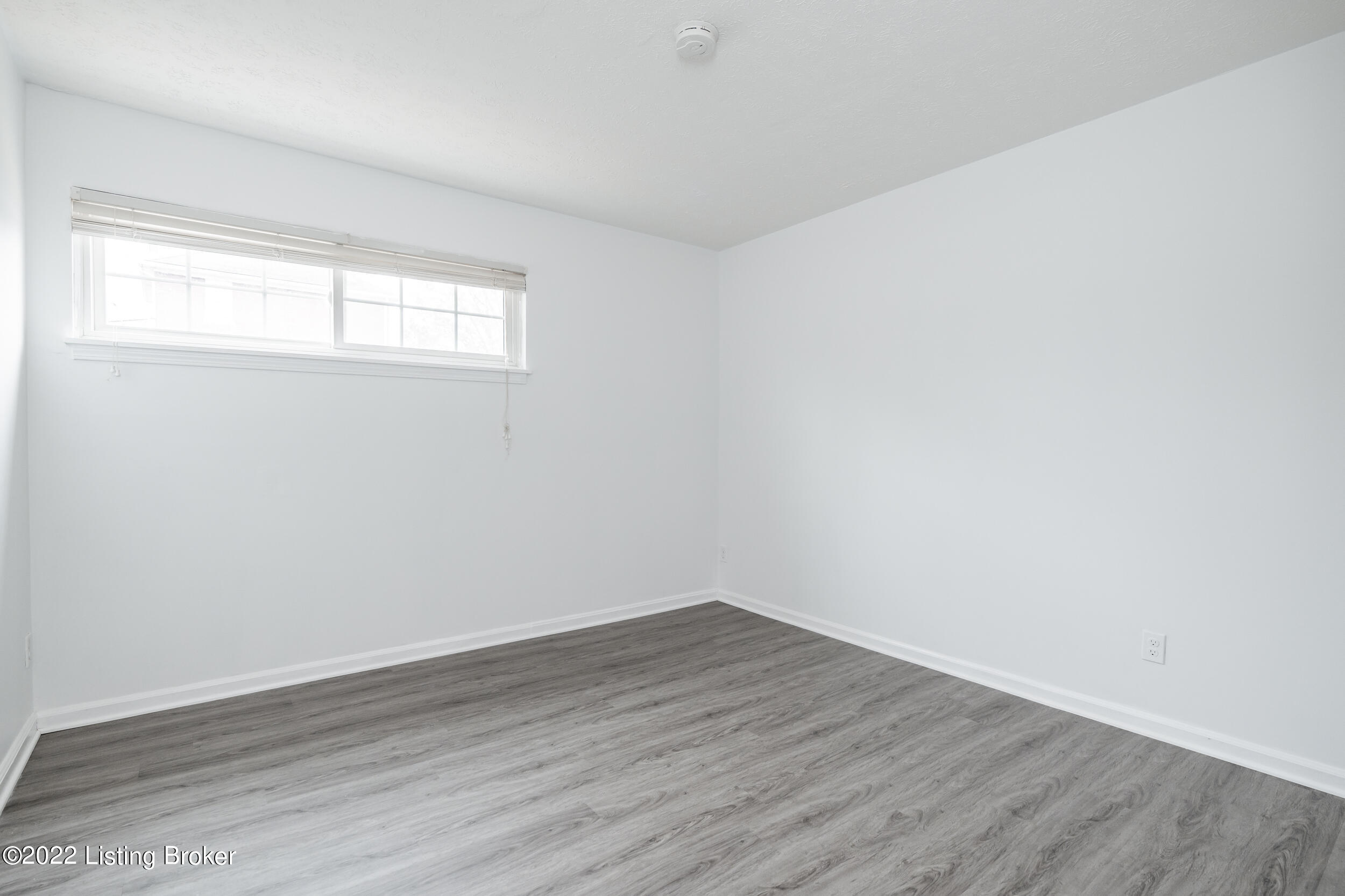 2300 Dundee Road, Unit 1 Louisville, KY 40205 - Photo 26 of 28 2300 Dundee Rd 01-26