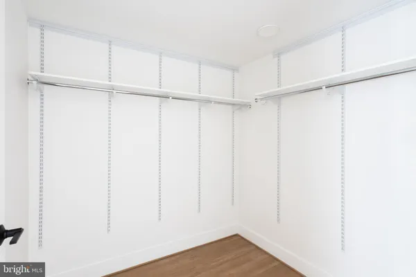 $4,033 | 1425 New York Avenue Northwest, Unit 1313, Washington, DC 20005