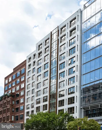 $4,033 | 1425 New York Avenue Northwest, Unit 1313, Washington, DC 20005