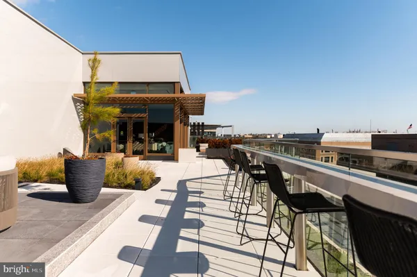 $4,033 | 1425 New York Avenue Northwest, Unit 1313, Washington, DC 20005