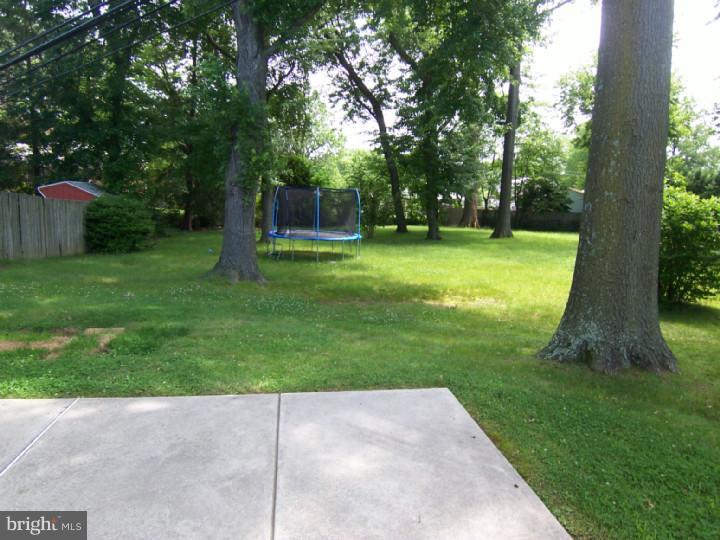 1555 Parklane Road Swarthmore, PA 19081 - Photo 18 of 22