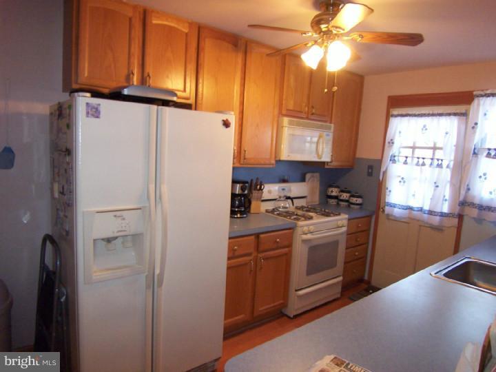 1555 Parklane Road Swarthmore, PA 19081 - Photo 5 of 22