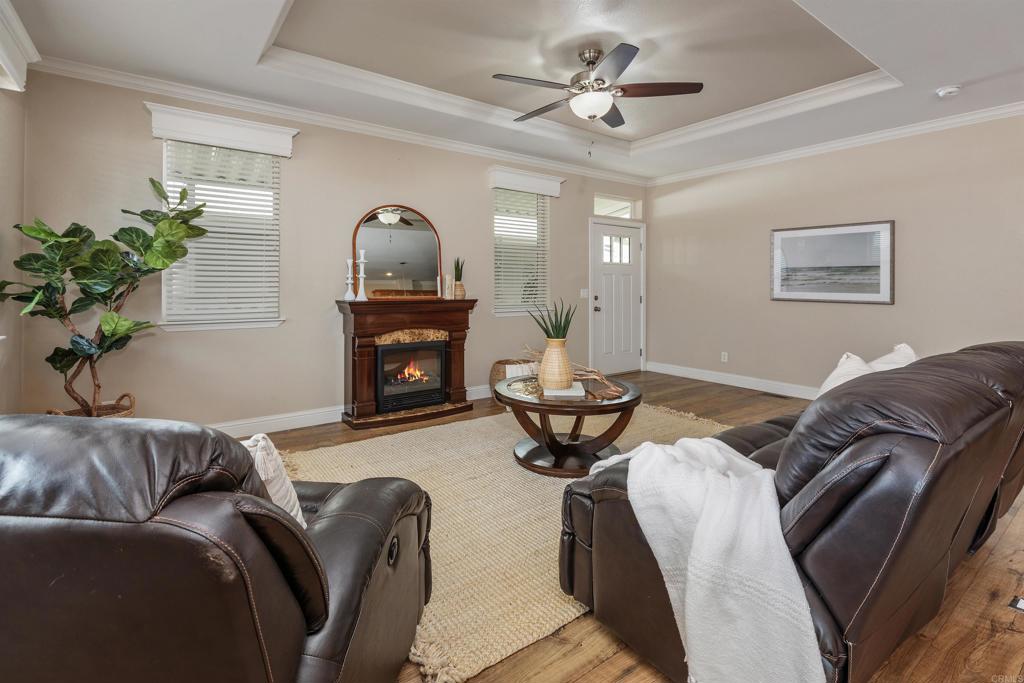 9500 Harritt Road, Unit 29 Lakeside, CA 92040 - Photo 9 of 32 a living room with furniture