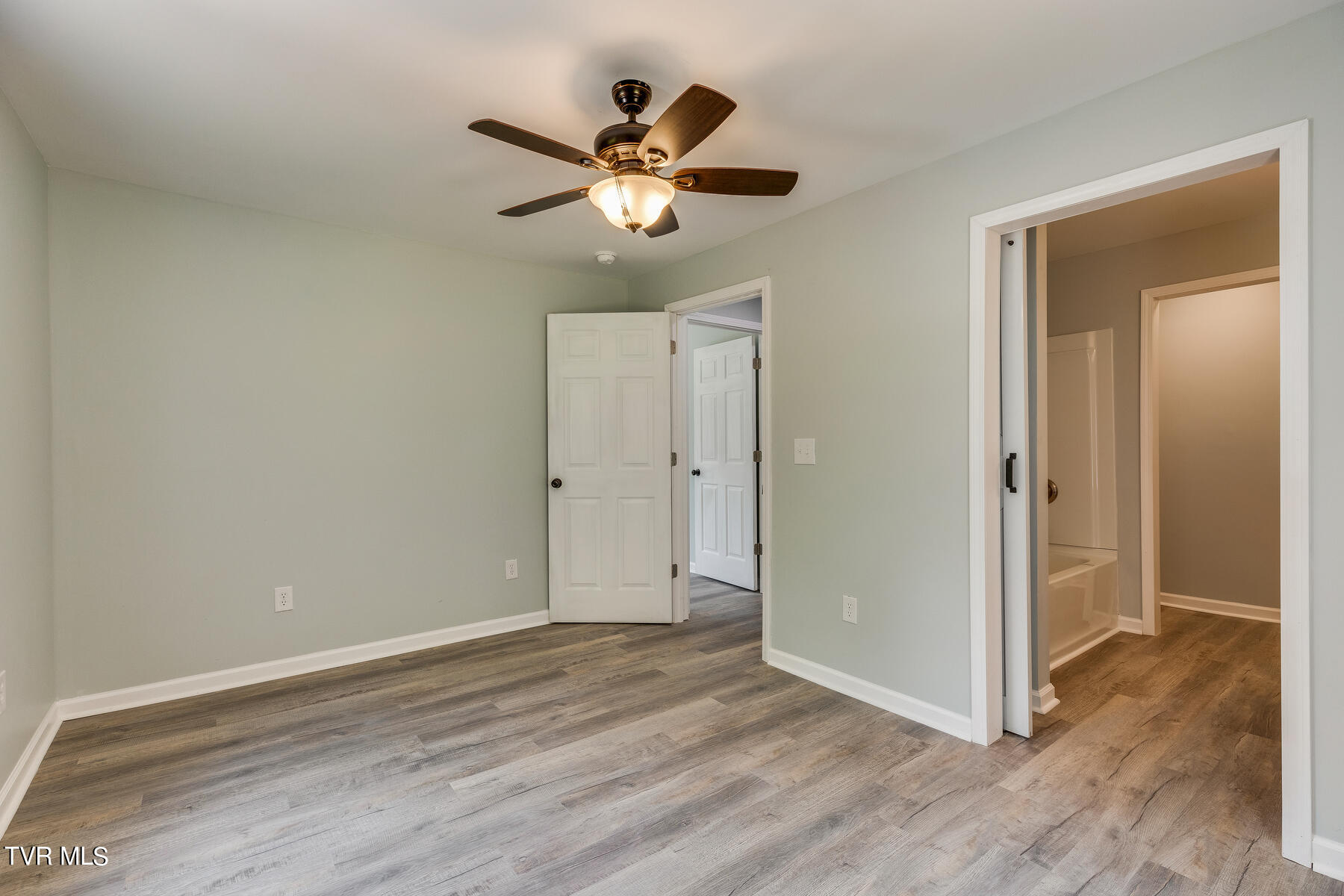 533 Lucy Road Kingsport, TN 37660 - Photo 25 of 31 018