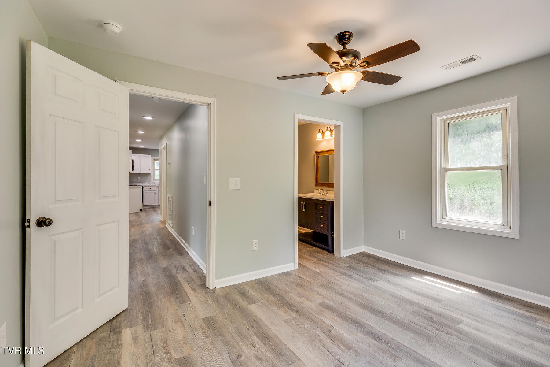 533 Lucy Road Kingsport, TN 37660 - Photo 26 of 31 017