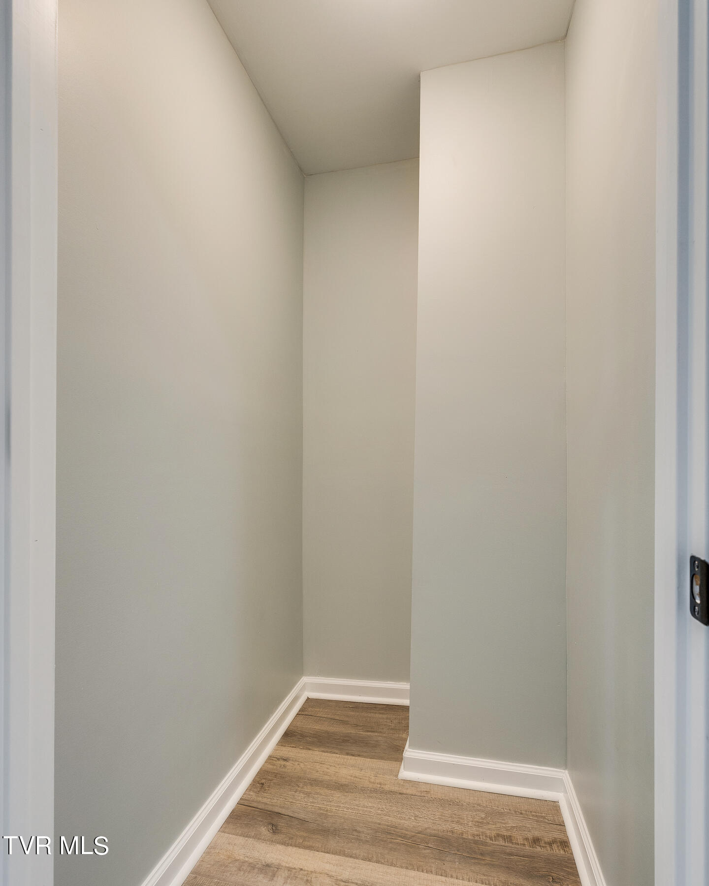 533 Lucy Road Kingsport, TN 37660 - Photo 28 of 31 015