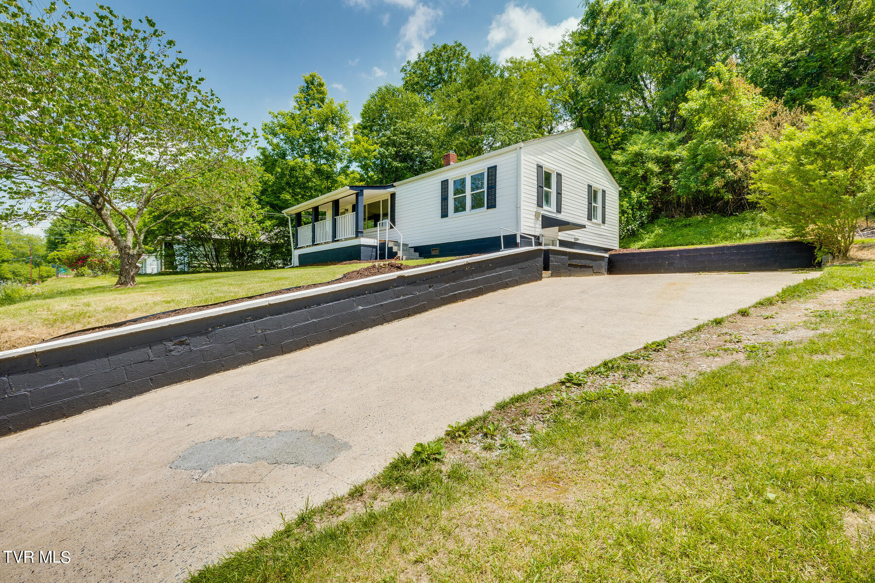 533 Lucy Road Kingsport, TN 37660 - Photo 30 of 31 003