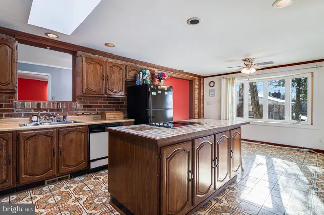 $449,999 | 11313 Marlee Avenue, Clinton, MD 20735