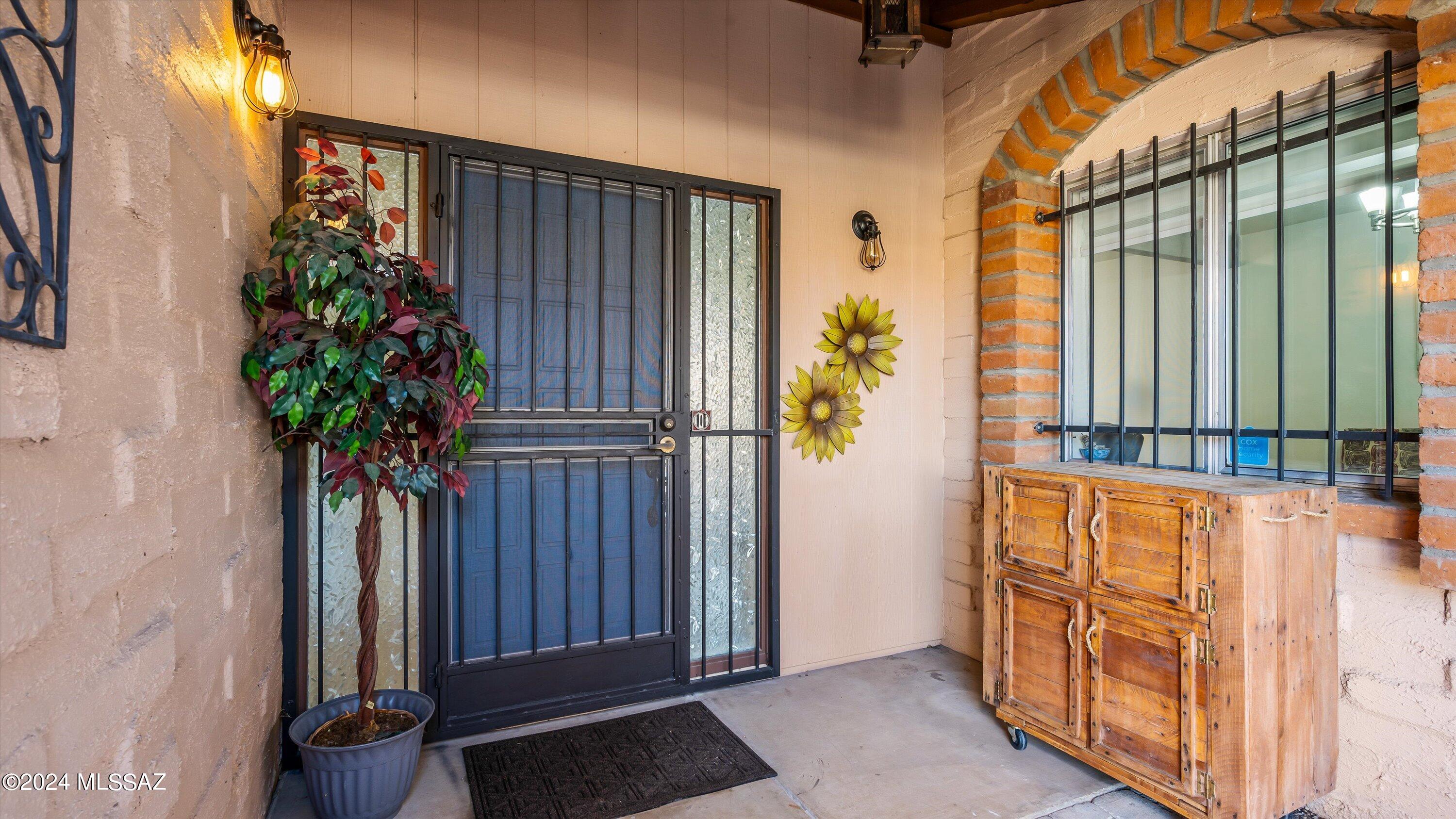 4214 East Allison Road Tucson, AZ 85712 - Photo 6 of 29 Gallery Image 6