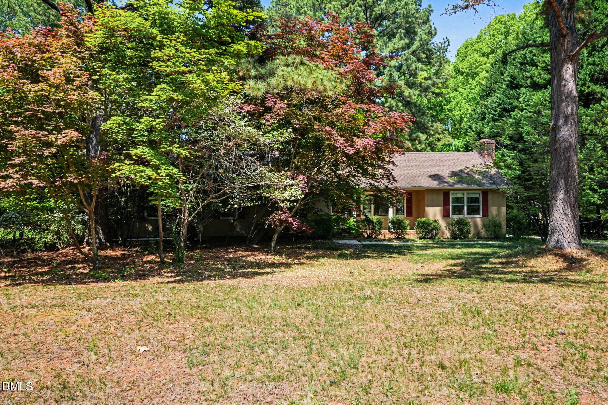 8612 Maidstone Court Raleigh, NC 27613 - Photo 3 of 29 Gallery Image 3