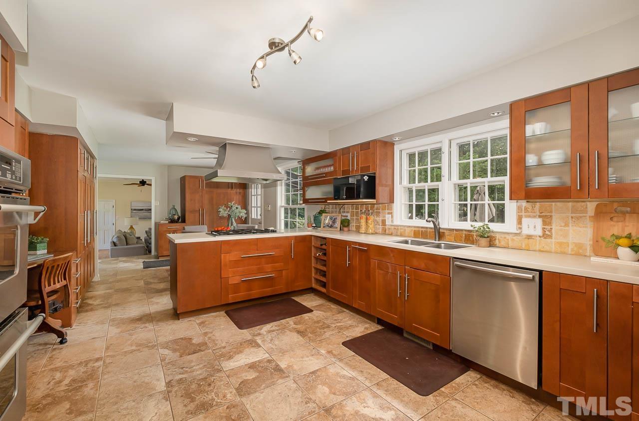 3908 St Marks Road Durham, NC 27707 - Photo 3 of 42 Gallery Image 3