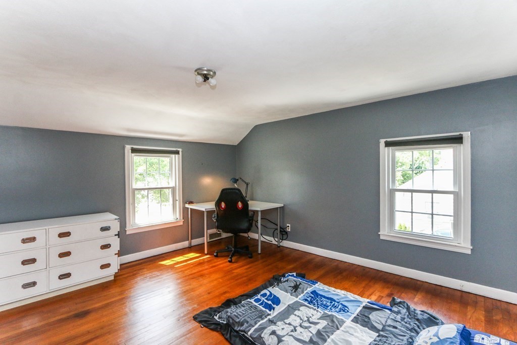 117 Pilgrim Road Springfield, MA 01118 - Photo 23 of 41