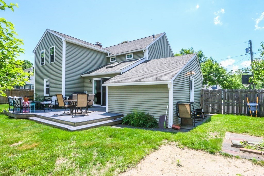 117 Pilgrim Road Springfield, MA 01118 - Photo 36 of 41