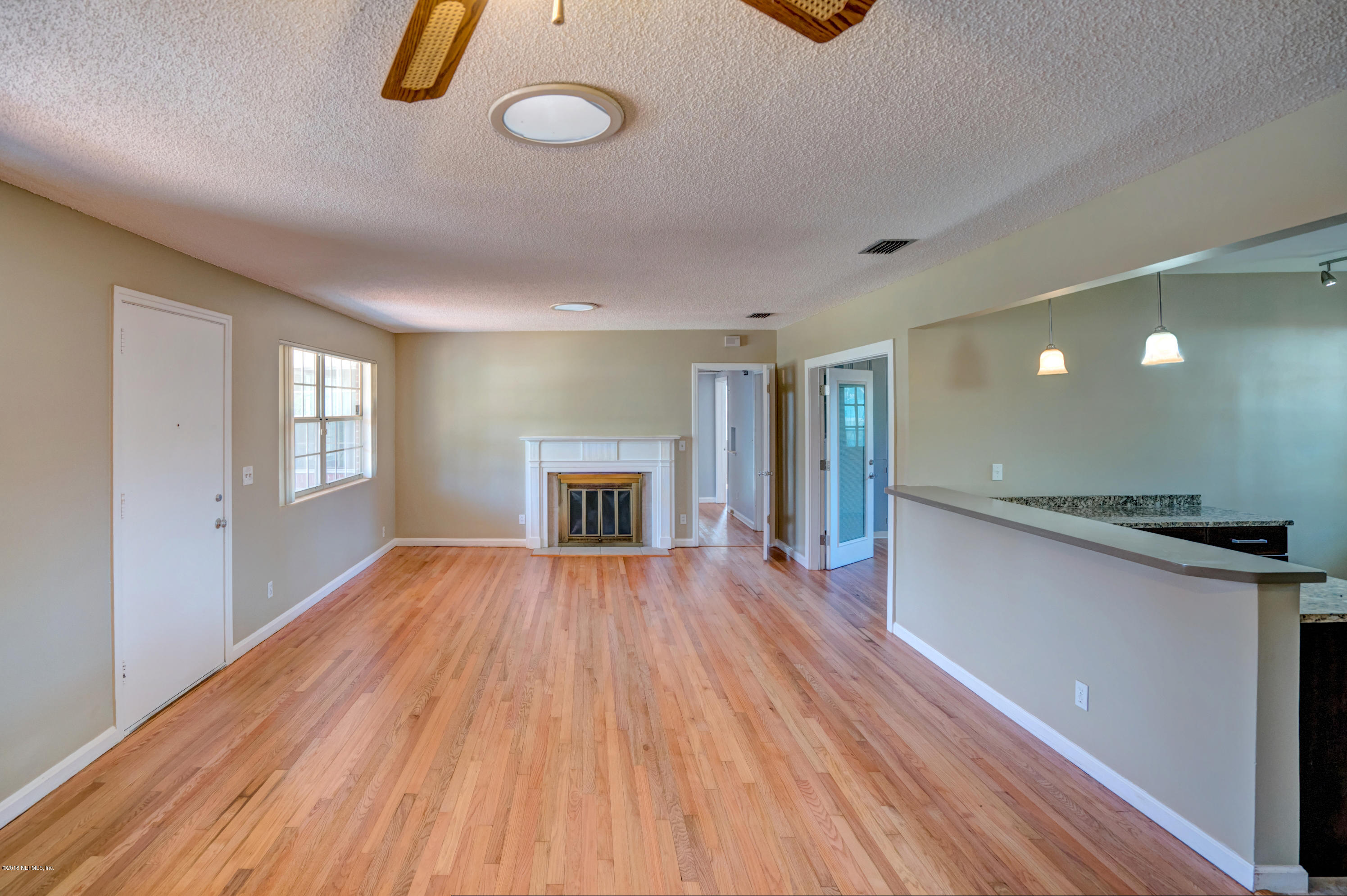 1330 Glengarry Road Jacksonville, FL 32207 - Photo 9 of 19 1330 Glengarry Rd (10)